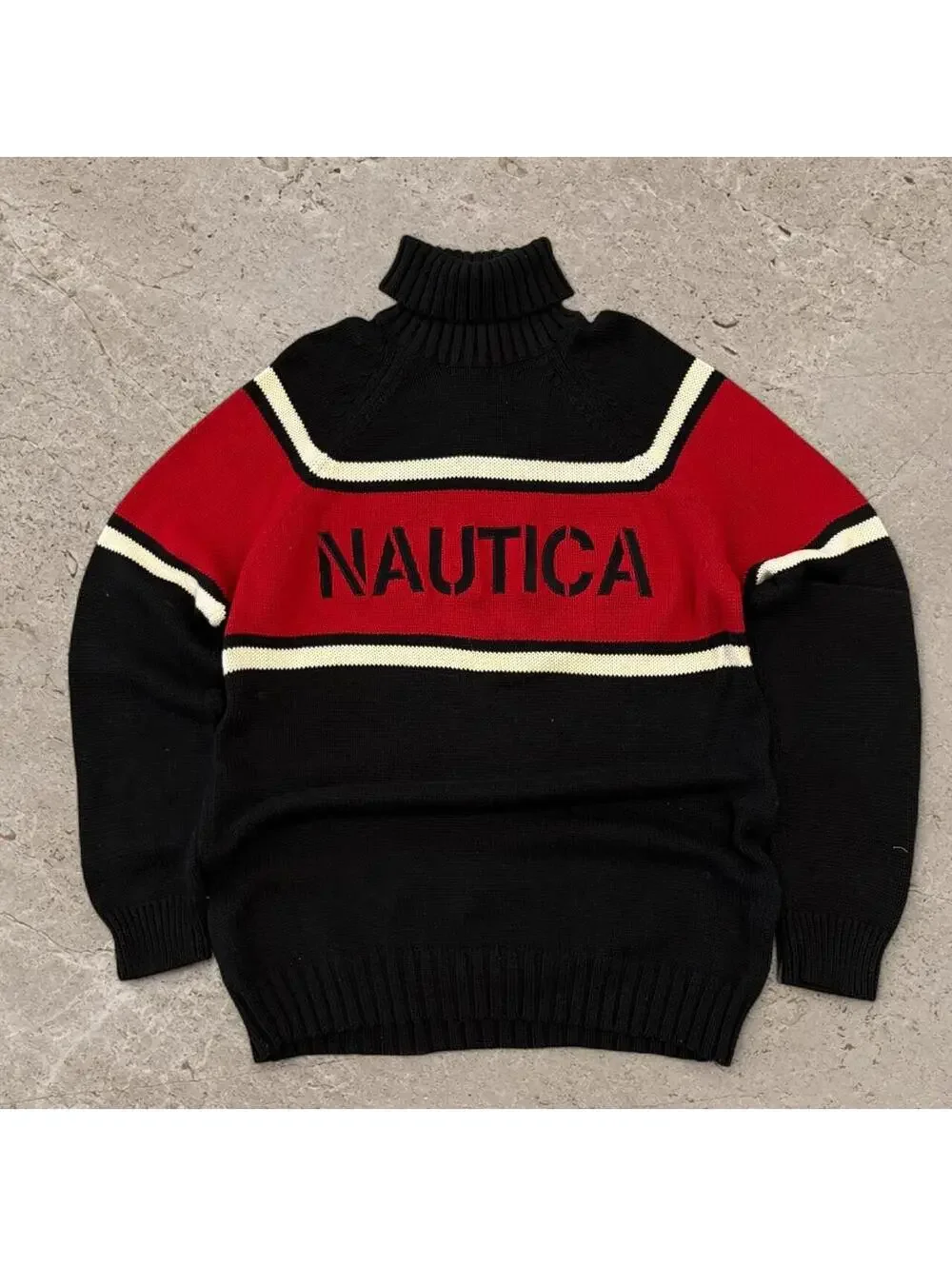 Crazy fire vintage 1990s Nautica spellout sweater.